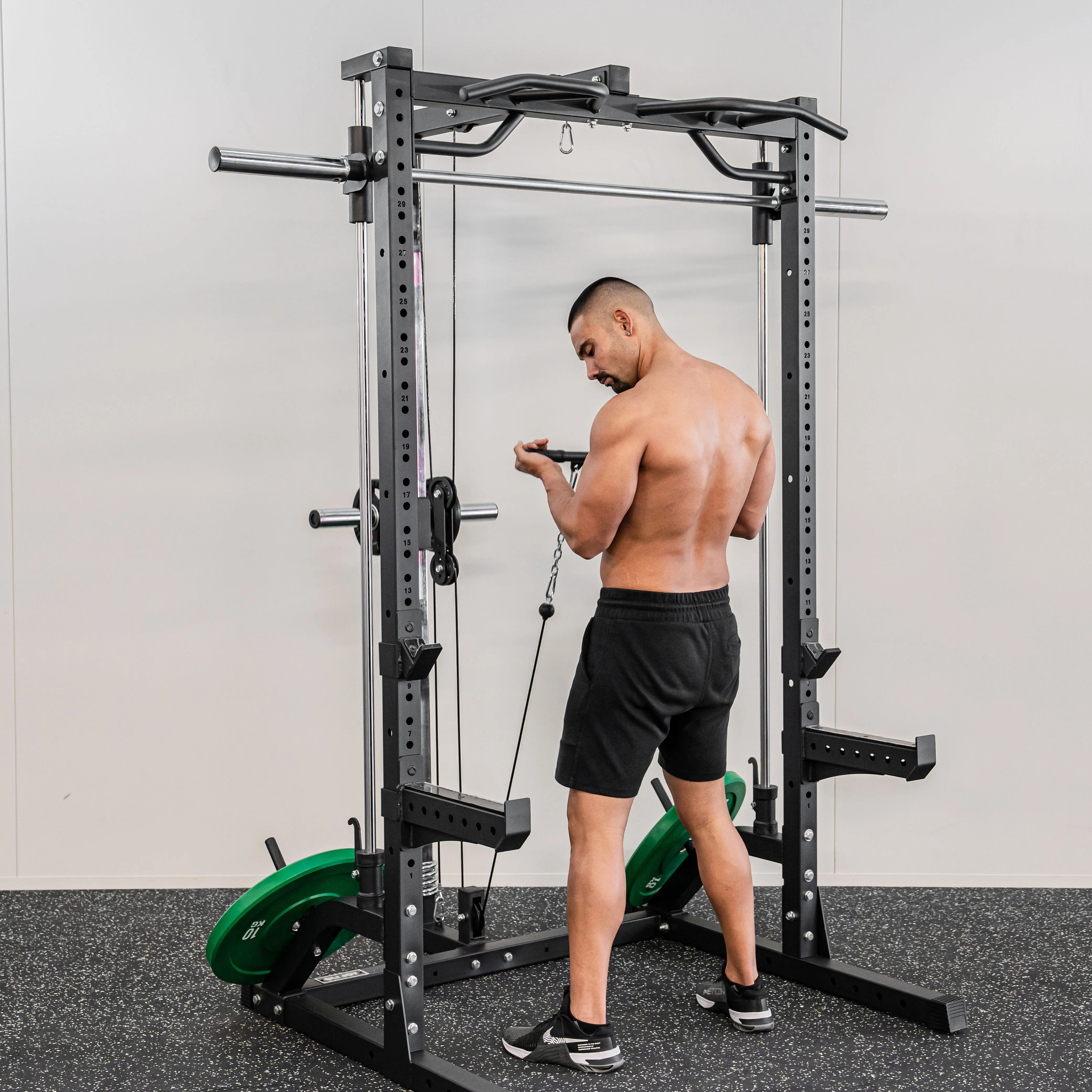 Multifunctional Half Rack Smith Machine Lat Pull Down Chest Press Dip Bar Landmine